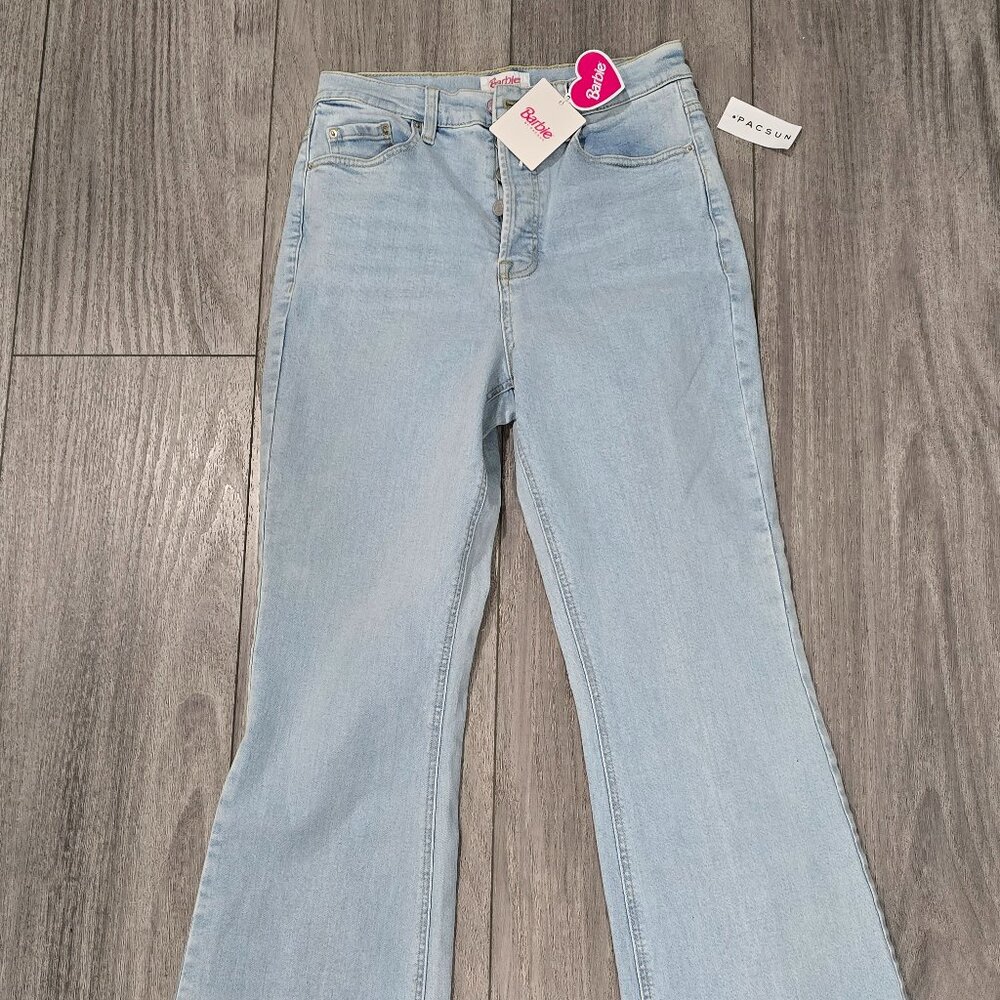 NWT New Barbie by PacSun Womens Jeans Size 27 Light Wash High Rise Boot Stretch